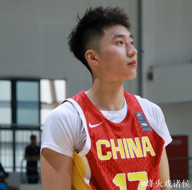 【集锦】球风是真的帅!段睿骐20分6篮板5助攻,三项数据全队第一 【集锦】球风是真的帅!段睿骐20分6篮板5助攻,三项数据全队第一